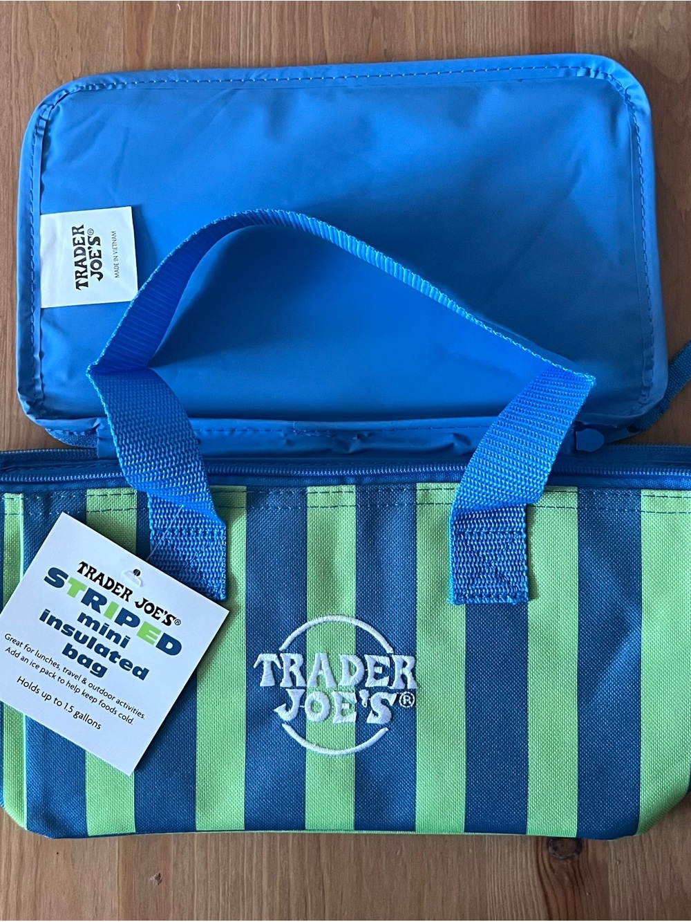 Trader Joe’s Summer Mini Insulated Bag SET.